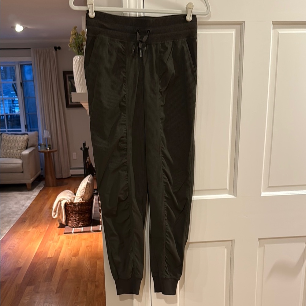 Lululemon Dance Studio Mid-Rise Jogger